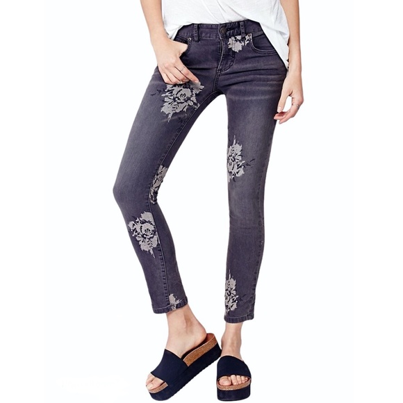 Free People Denim - Free People Magnolia Ankle Skinny Jeans